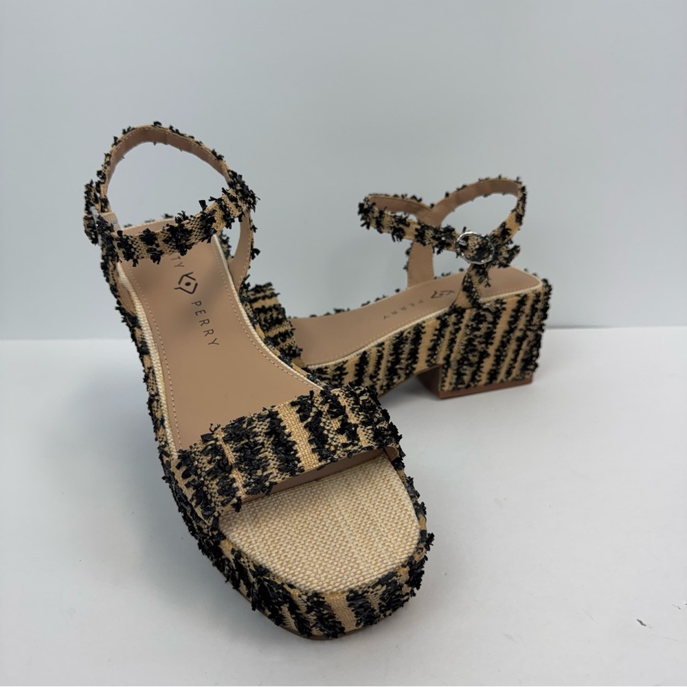 Katy Perry The Busy‎ Bee Ankle Strap Platform Sandal Size 9.5 NWOT